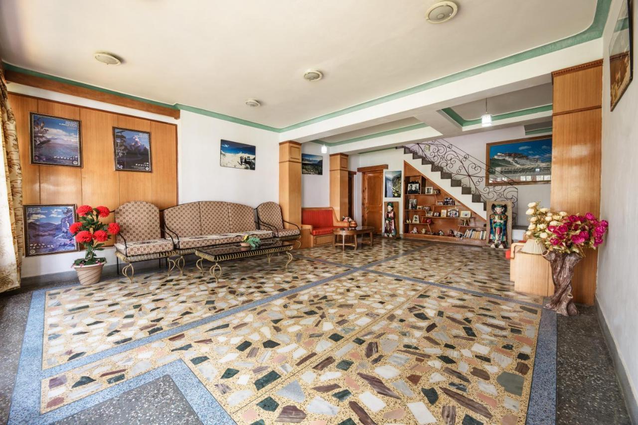 Hotel Asia Leh Bagian luar foto